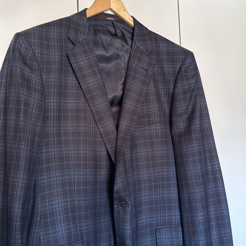 Gorgeous Jacket/Blazer - Picture 2 of 5